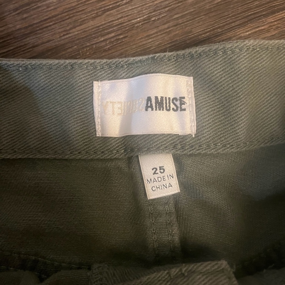 Amuse Society Women’s Green High Waist Denim Shorts Size 25 - Picture 3 of 6